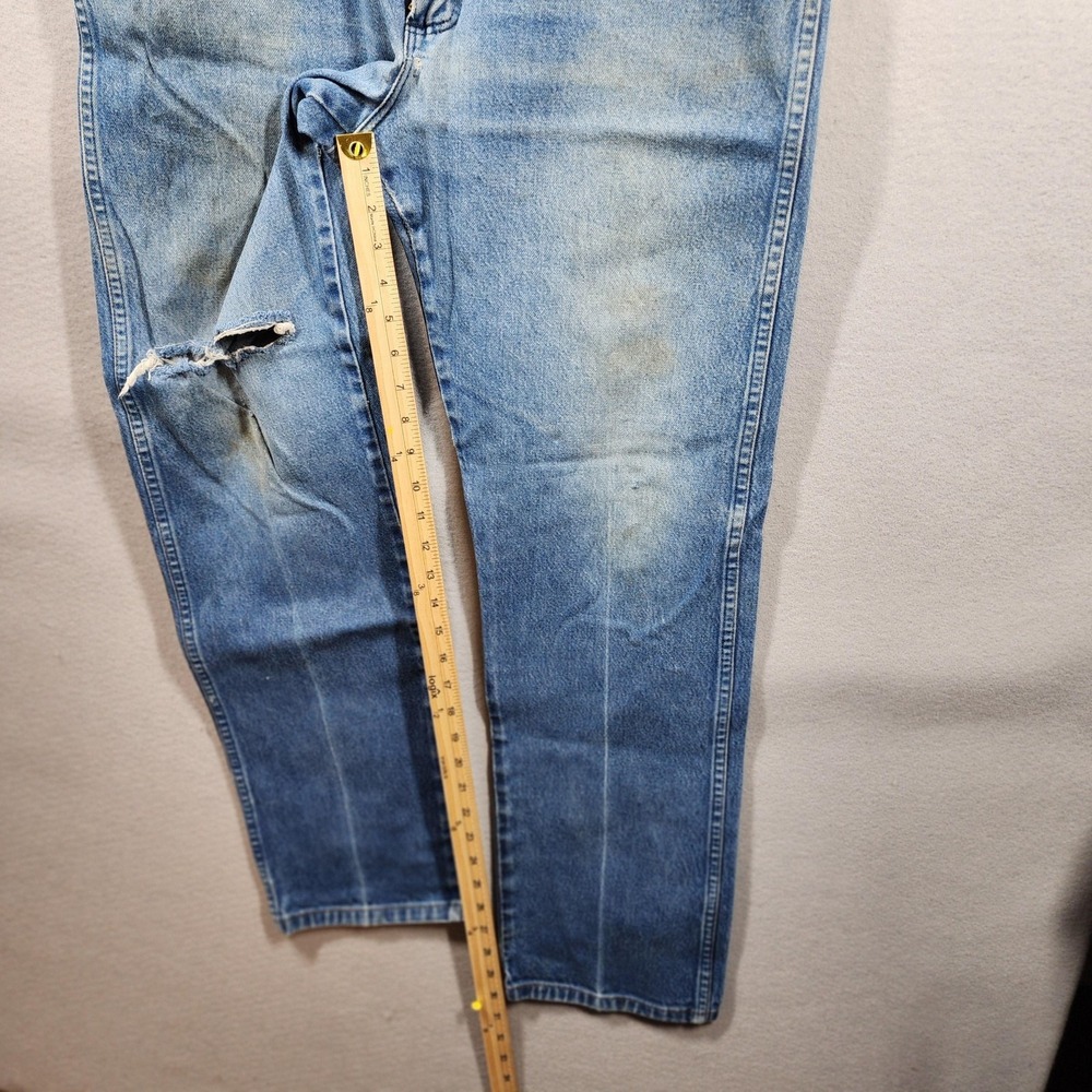 Vintage Wrangler Men's Jeans 36×32 Distressed Light Wash Frayed‎ Hem Wear - Picture 3 of 16